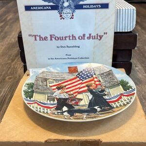 Knowles Americana Holidays Plate with Patriotic Scene